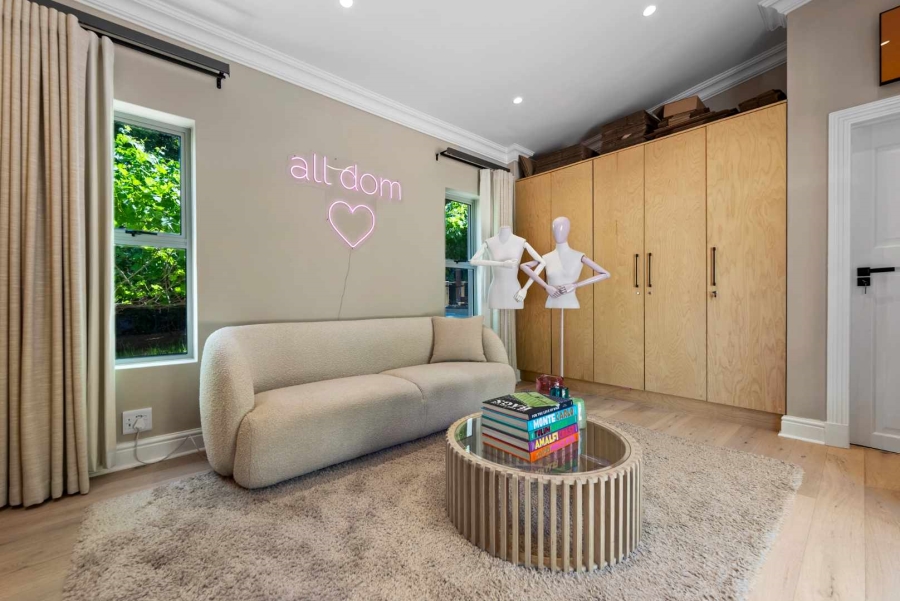 3 Bedroom Property for Sale in Constantia Western Cape